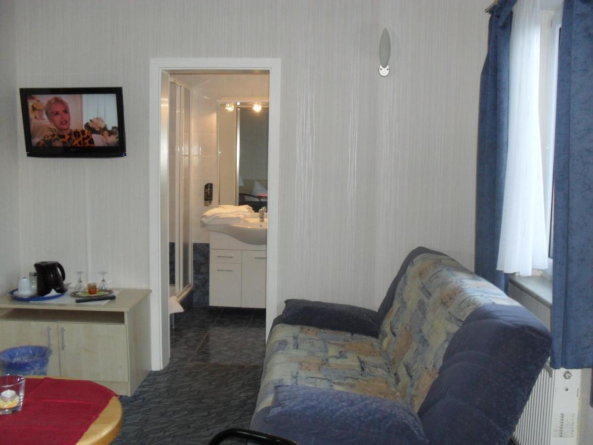 Wiek auf Rügen Hotel-Pension Zur Mole מראה חיצוני תמונה