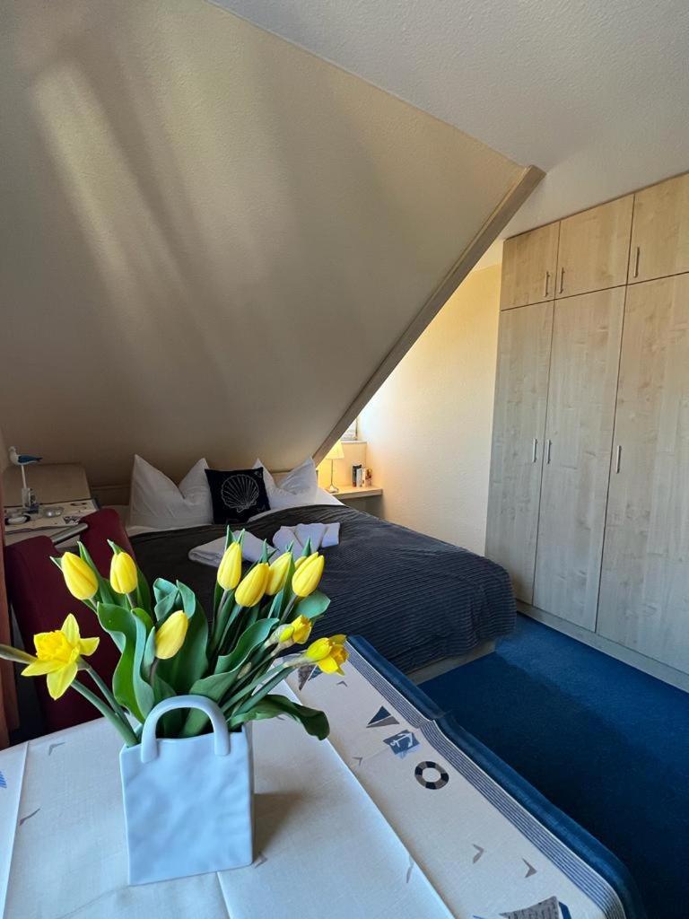 Wiek auf Rügen Hotel-Pension Zur Mole מראה חיצוני תמונה